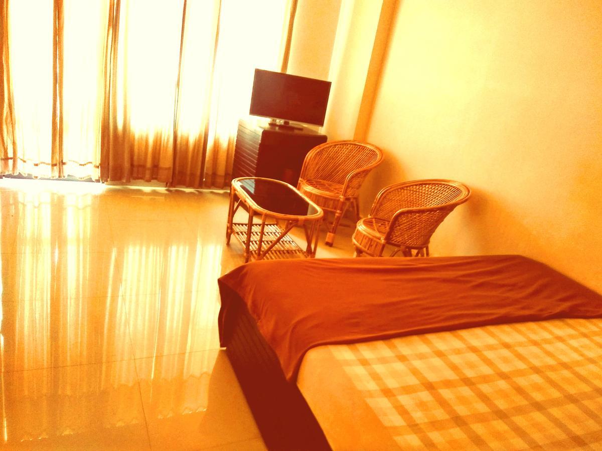 Hotel Royal Nest Vandiperiyar Bagian luar foto