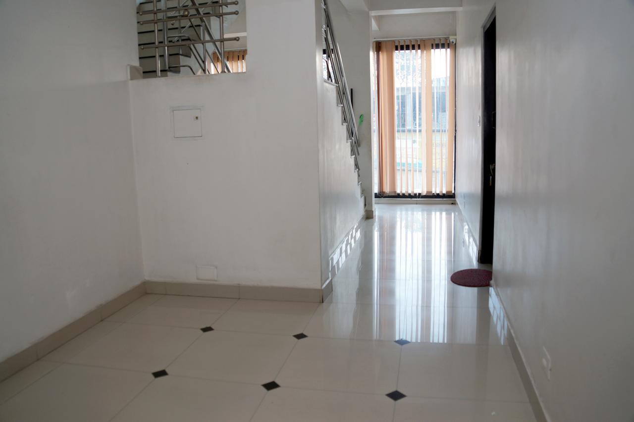 Hotel Royal Nest Vandiperiyar Bagian luar foto